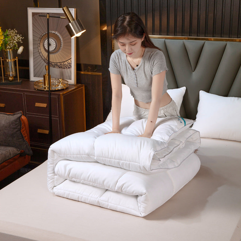 A cotton quilt winter quilt