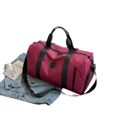 A large capacity handbag