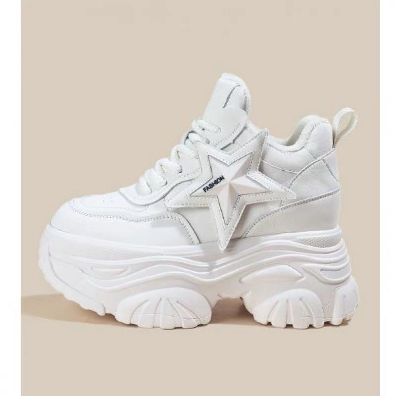 A lady heightening platform shoes