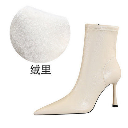 A lady's booties