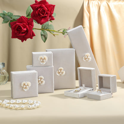 A velvet jewelry box custom LOGO