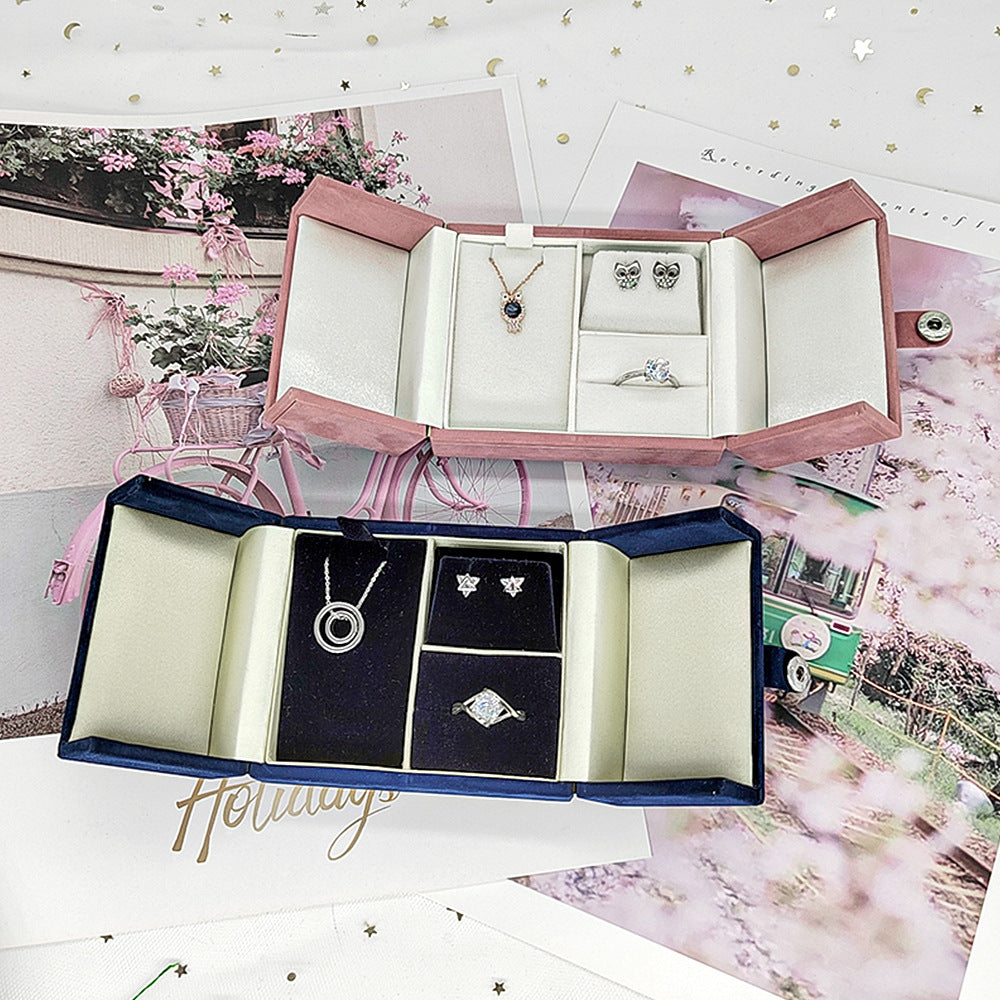 A jewelry set box