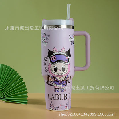 A 304 stainless steel straw cup