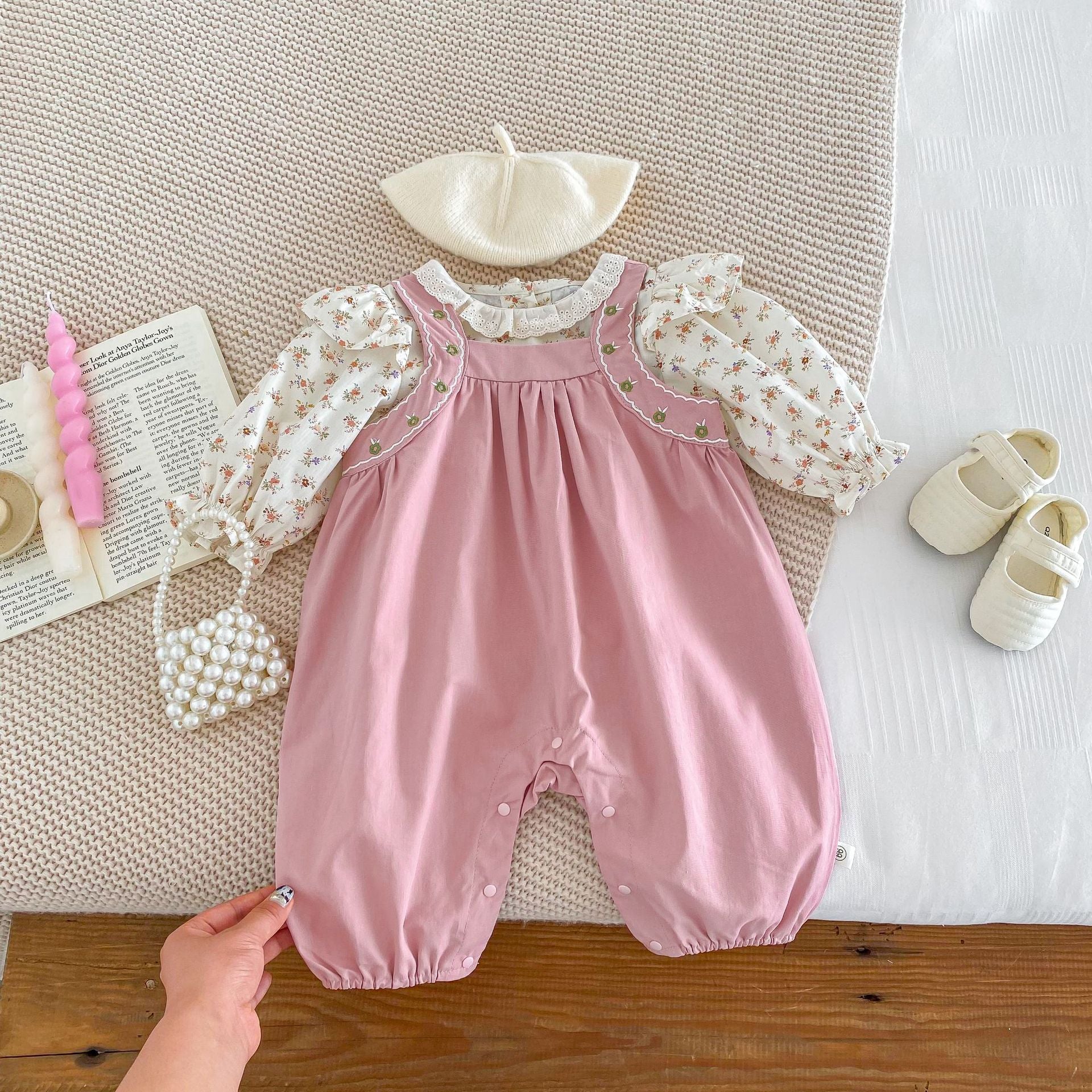A Baby one-piece bib pants girl one-piece crawler suit floral shirt set baby foreign style outing two-piece set - Mixbatch