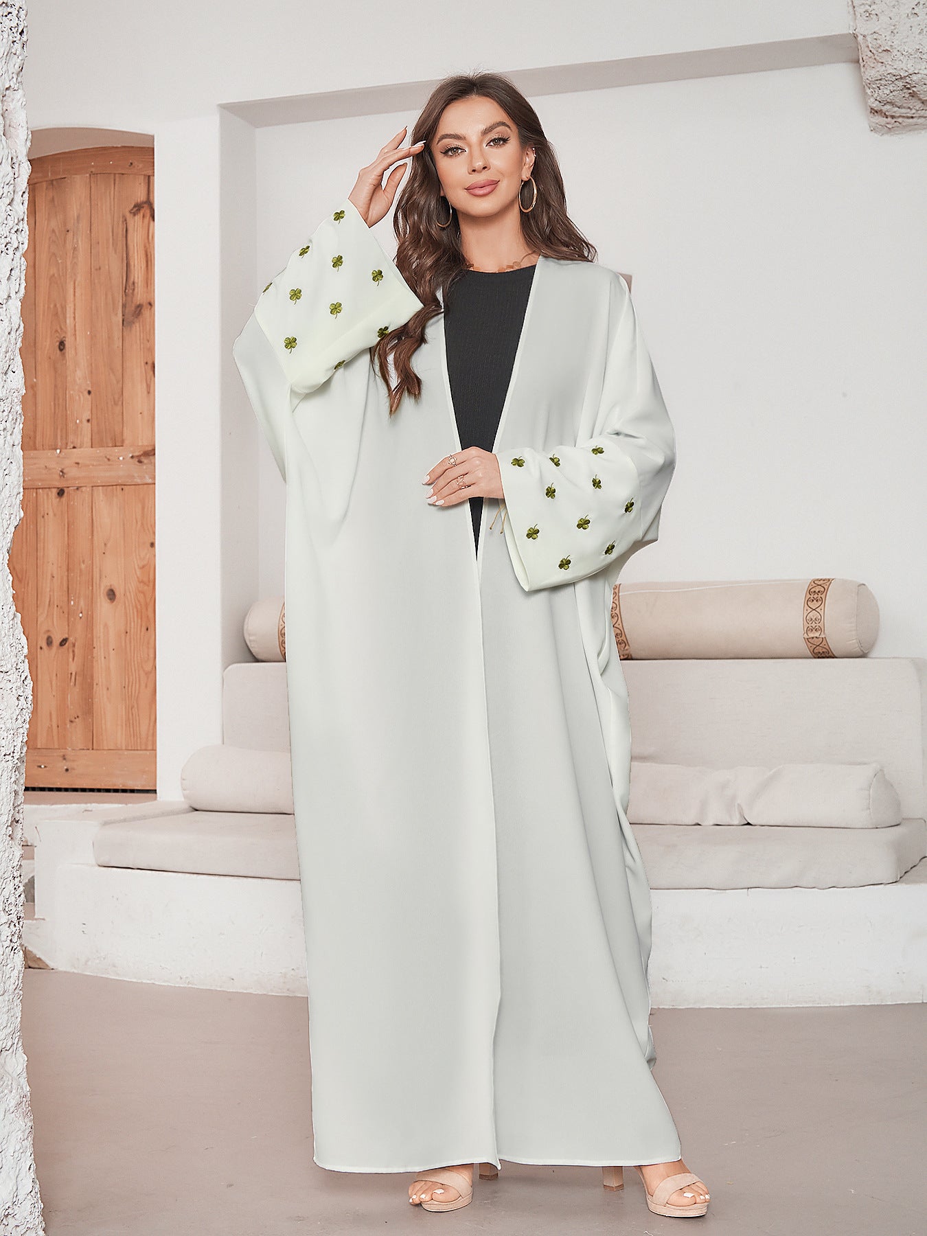 Middle Eastern Muslim Embroidered Clover Fashion Cardigan Dress Robe White Dress Bat Sleeve - Mixbatch