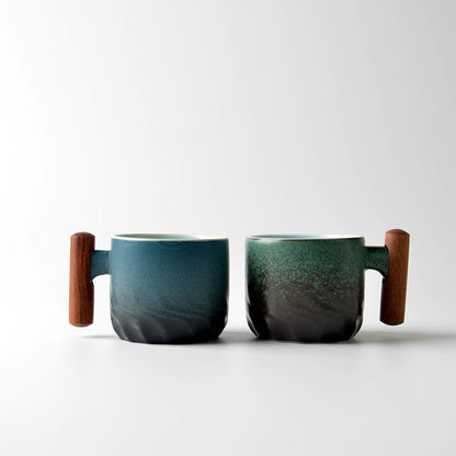 A ceramic tea cup small household coffee cup teacup kung fu tea set tea cup master cup single cup with handle