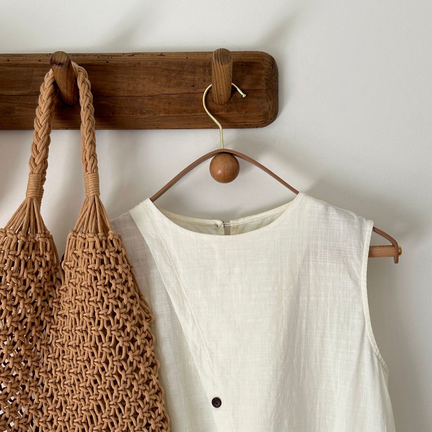 A beech leather hanger pants hanger