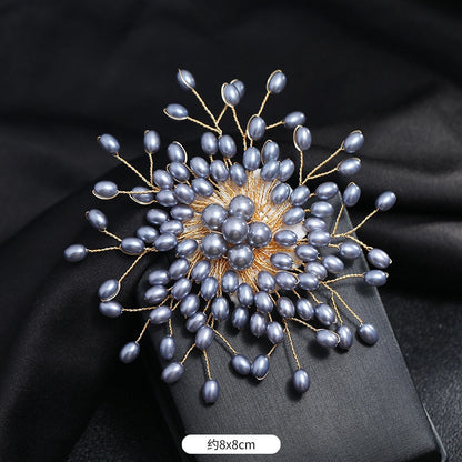 A elegant temperament luxury imitation pearl brooch women's fashion versatile snowflake pin high-end atmospheric corsage coat accessories - Mixbatch