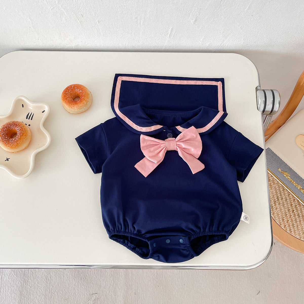 A baby summer new girl baby western-style college wind lapel bow Harbin clothes newborn triangle climbing suit - Mixbatch