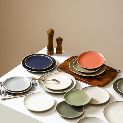 A Western food plate ceramic tableware