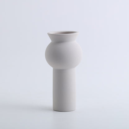 A ceramic vase decorative ornament