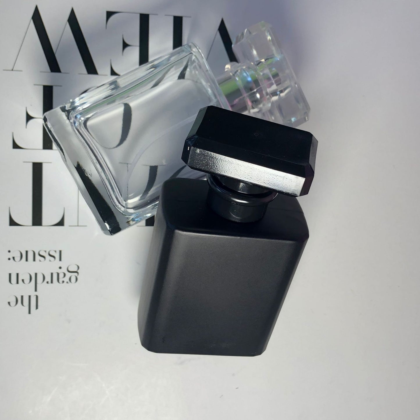 A 50ML perfume bottle transparent glass bottle