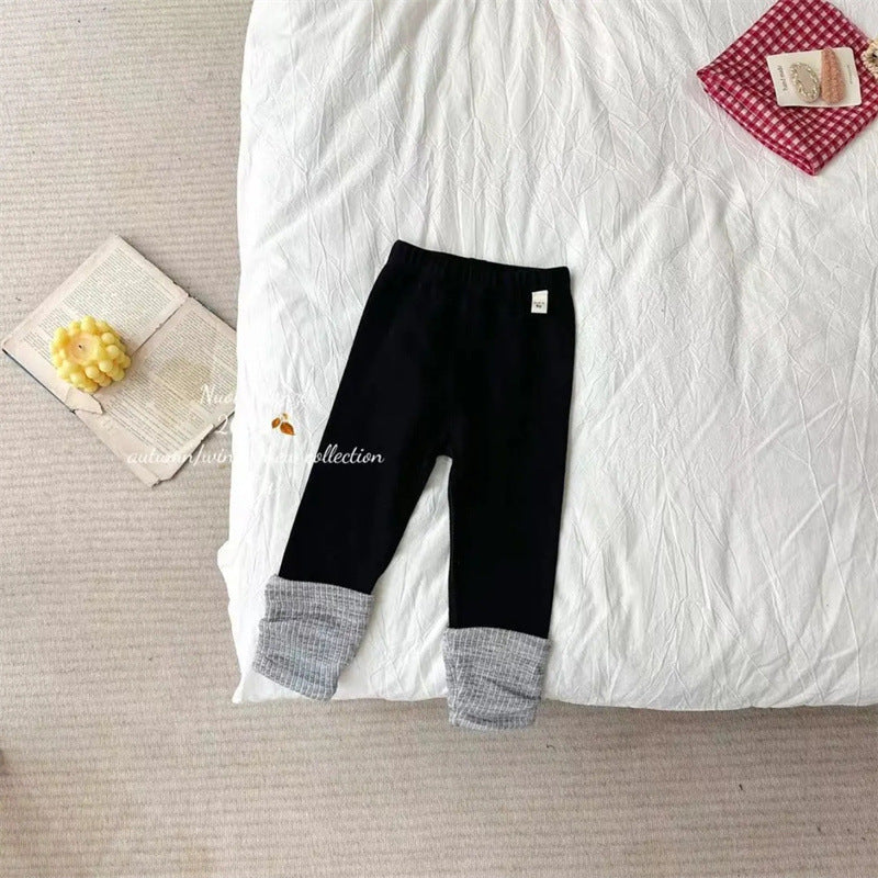 A Children's warm leggings