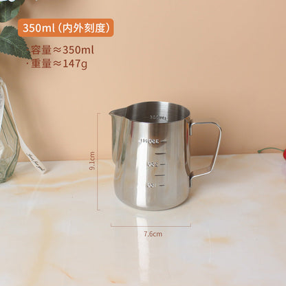 A 304 stainless steel pointed mouth latte cup with graduated coffee latte tank milk foam cup 350/600/900ml