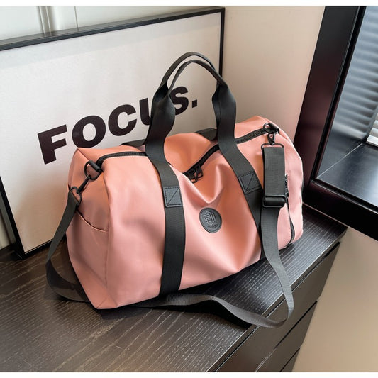 A large capacity handbag