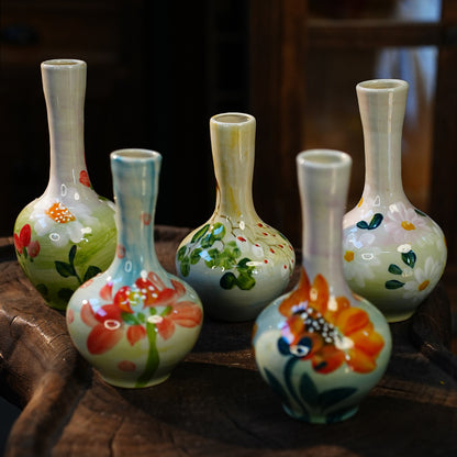 A Jingdezhen handmade oil painting vase dried flower home decoration TV cabinet ornament wine cabinet TV cabinet ceramic flower device