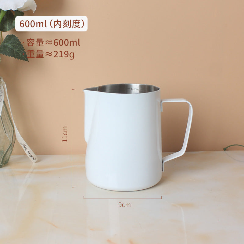 A 304 stainless steel pointed mouth latte cup with graduated coffee latte tank milk foam cup 350/600/900ml