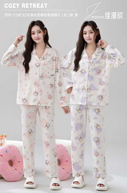 A pajamas long-sleeved trousers set