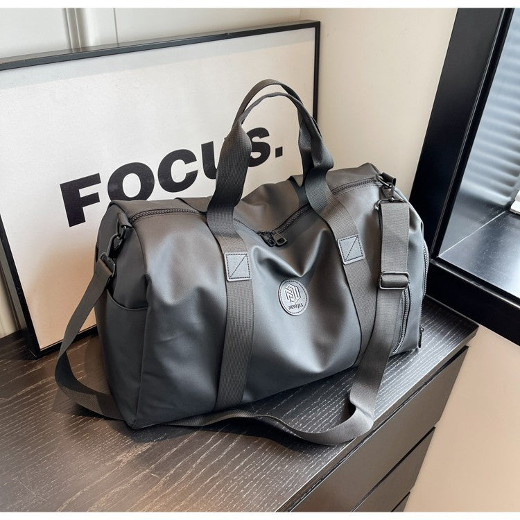 A large capacity handbag
