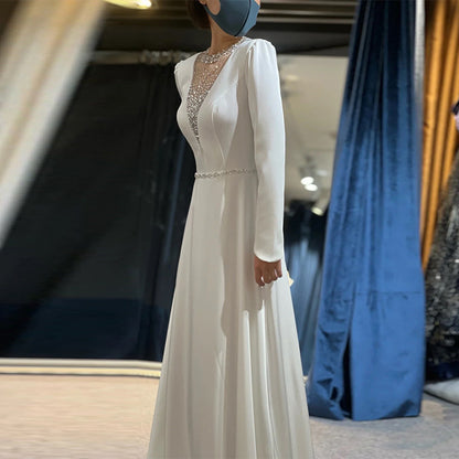 A banquet evening dress temperament white dress