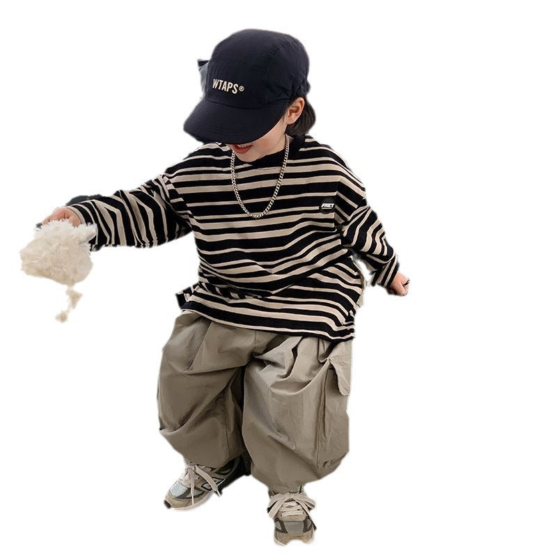 A Children's and teenagers' suit