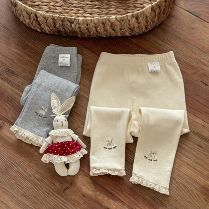 A Children's leggings