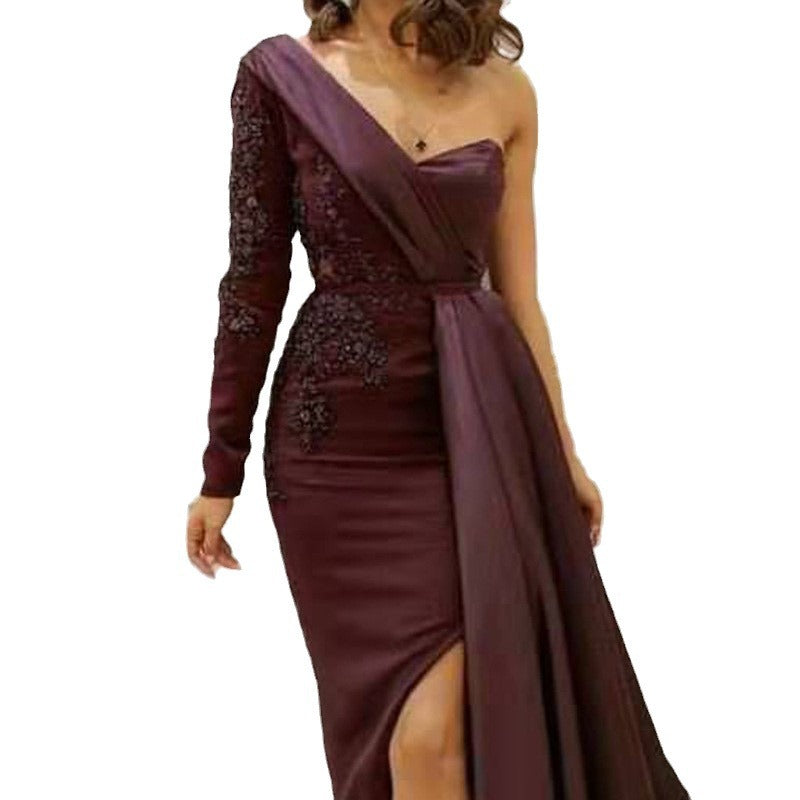 A European and American dresses, one-shoulder temperament, slim-fitting evening dresses