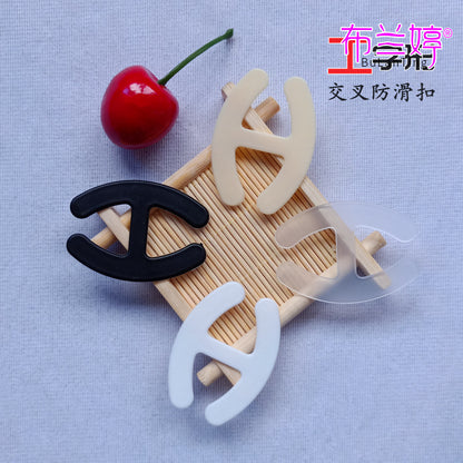 A H-shaped Invisible Bra Hook