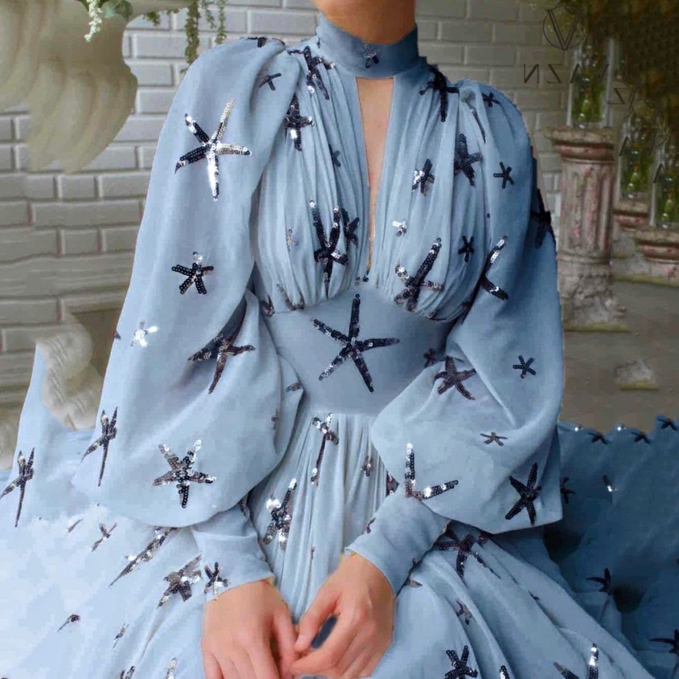 A new multi-color semi-turtleneck sequined slit lantern sleeve pendulum dress chiffon dress