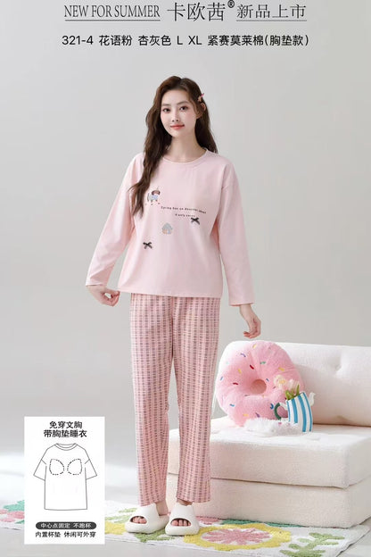 A cotton long-sleeved pajamas