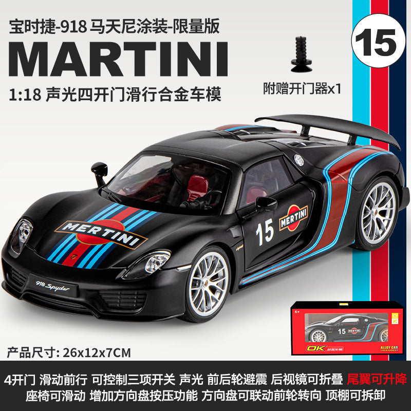 A 1:18 Alloy Metal Car Model Ornament