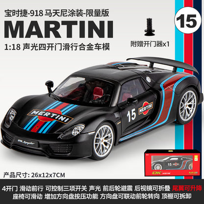 A 1:18 Alloy Metal Car Model Ornament