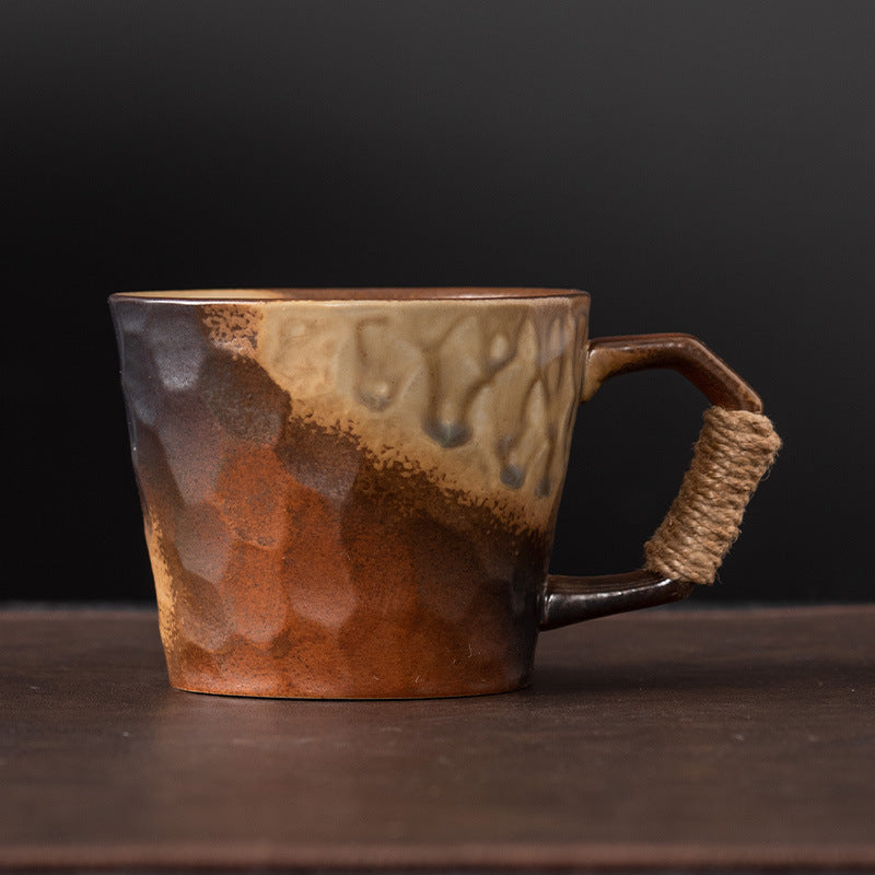 A ceramic cup creative mug