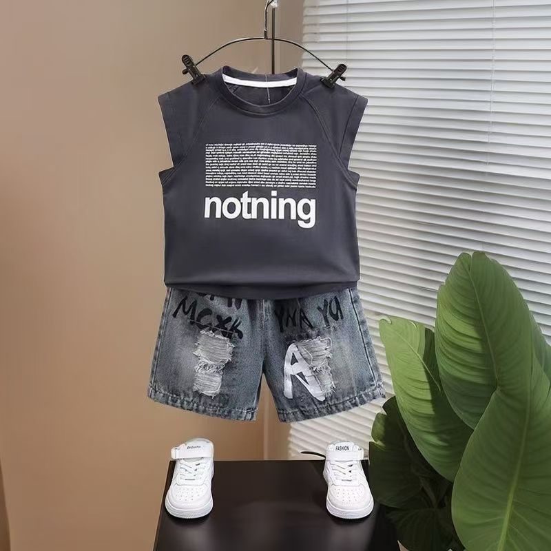 A summer vest set