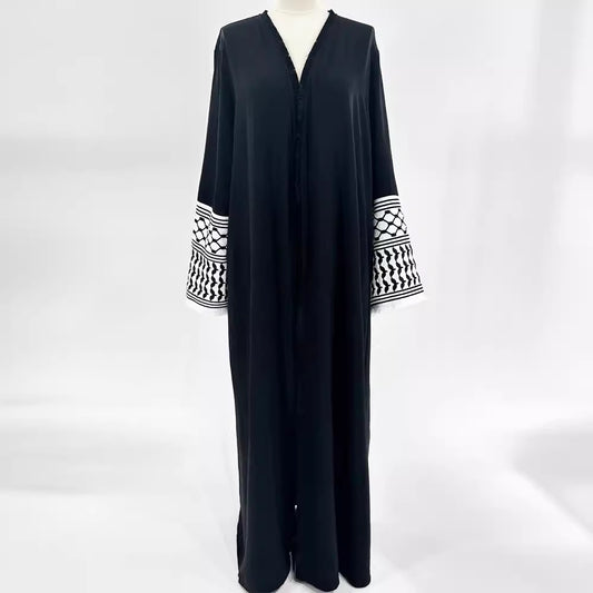 Middle Eastern Muslim Clothing Fashion Elegant Pocket Cardigan Embroidery Contrast Color Black and White Dress Robe - Mixbatch