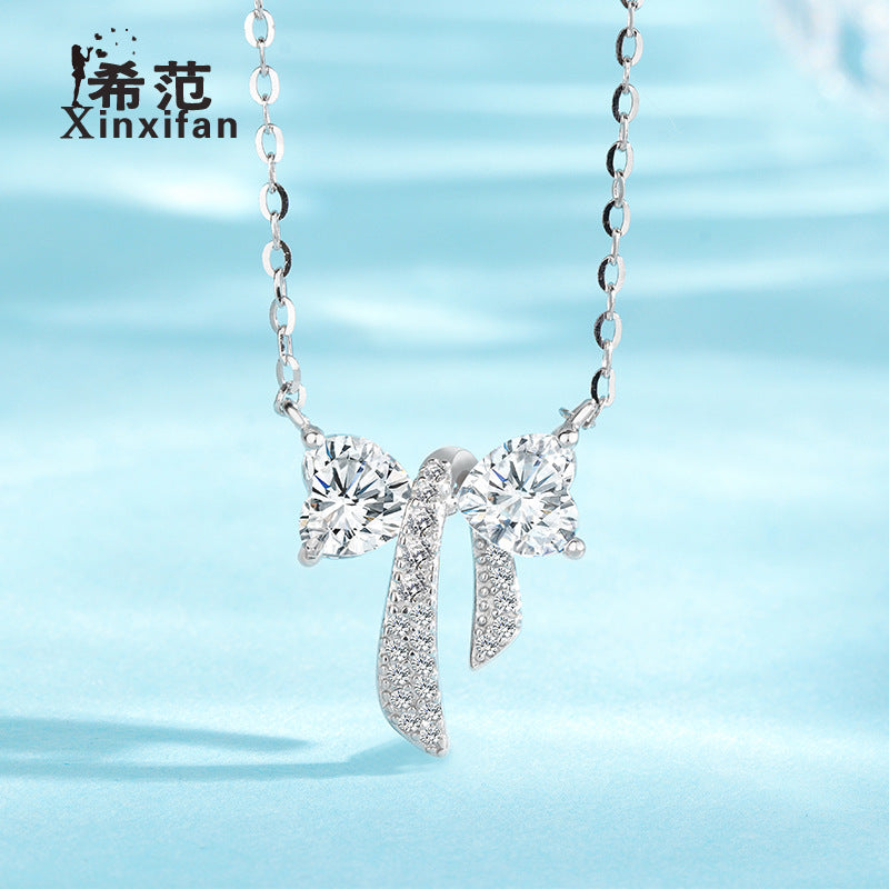 A Sterling Silver Bow with Diamonds S925 Necklace
