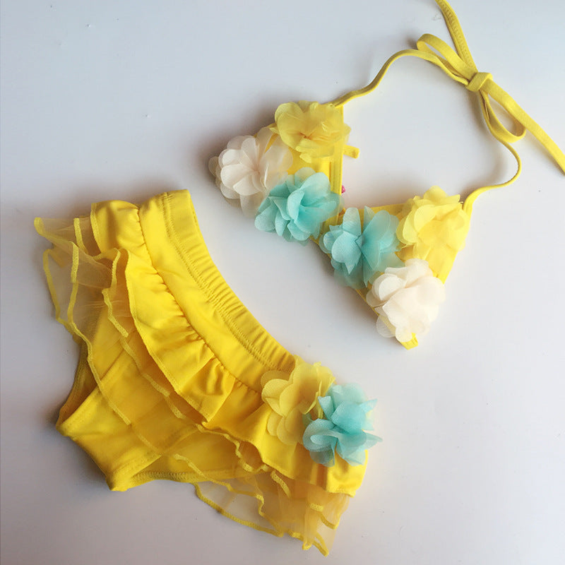 A Korean children's swimsuit girls split skirt swimsuit baby bikini girls medium children cute flower swimsuit - Mixbatch
