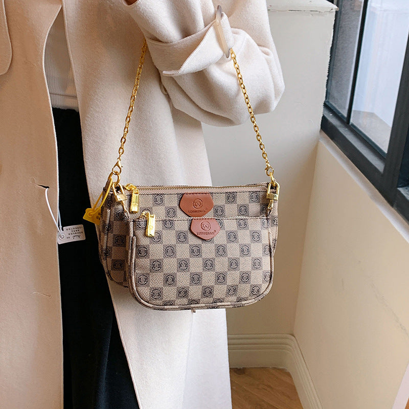 A new high-end printed letters retro shoulder messenger small square bag versatile child and mother bag - Mixbatch