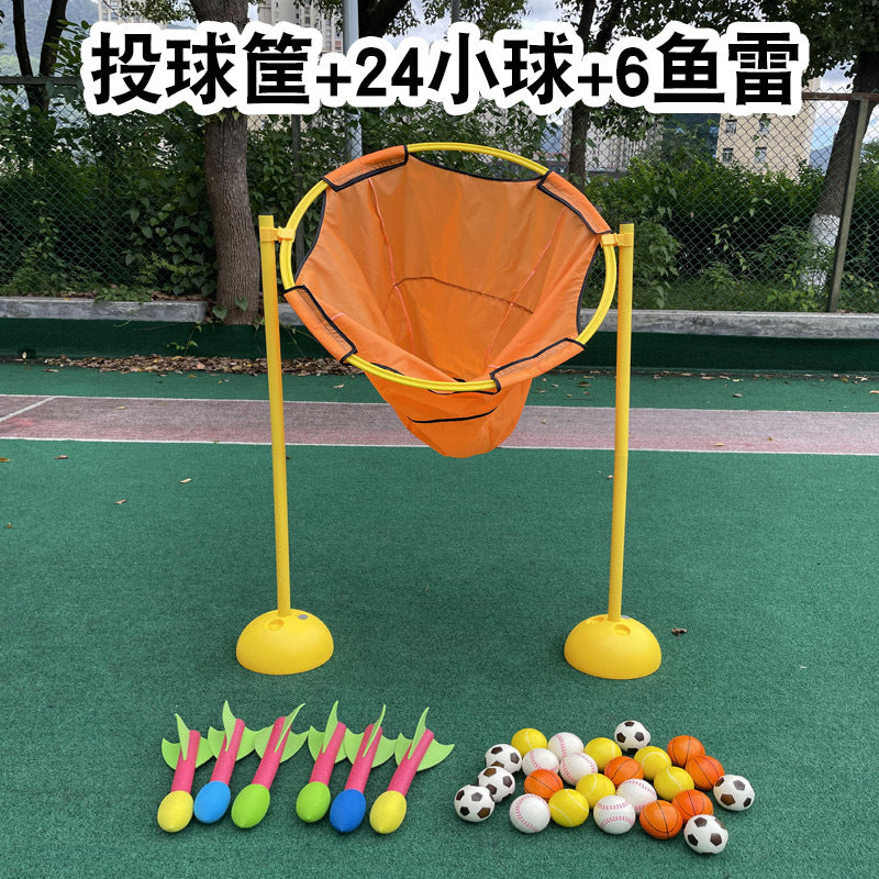 A pitching/throwing training equipment for students