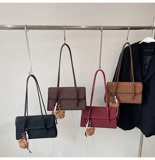 A shoulder bag handbag