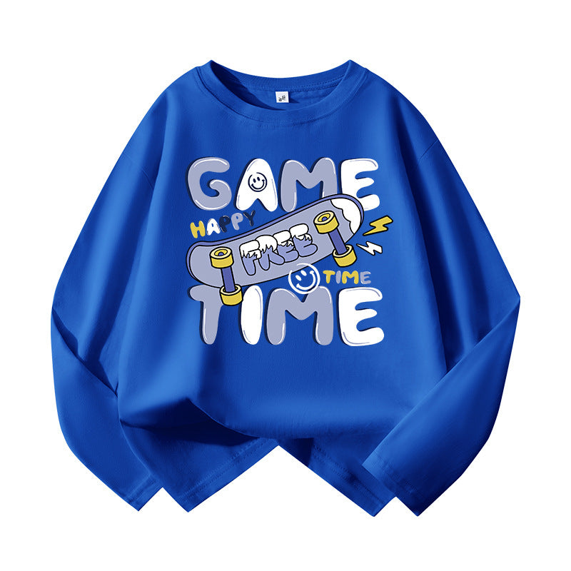 A long-sleeved T-shirt top