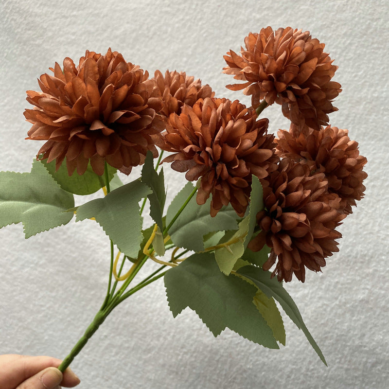 A Regula bouquet 6 heads hydrangea indoor living room dining table dried flower arrangement ornament, simulated bouquet handmade decorative flowers