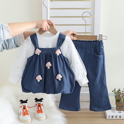 A Spring new vest three-piece baby long-sleeved children's clothes for 1-5 years old