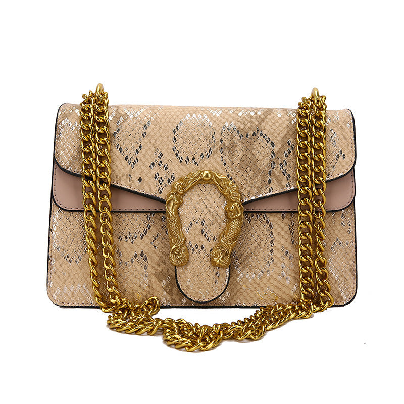 A new foreign style high texture chain crossbody shoulder bag trendy and simple square bag