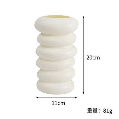 A plastic vase spiral Nordic simple imitation glazed porcelain creative wind flower arrangement ornament dry and wet flower vase simulation vase