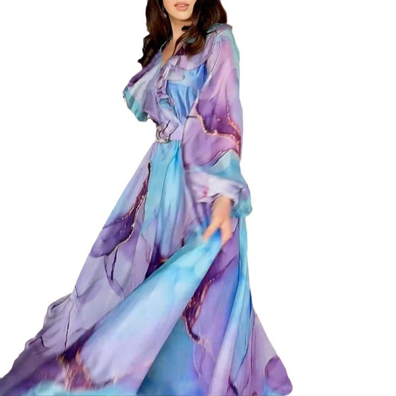 A printed pendulum lapel dress dress