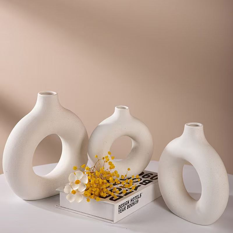 A Nordic style creative plastic vase home living room decoration dining table imitation ceramic ornament flower arrangement vase flower pot flower device
