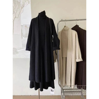 A knitted three-piece set