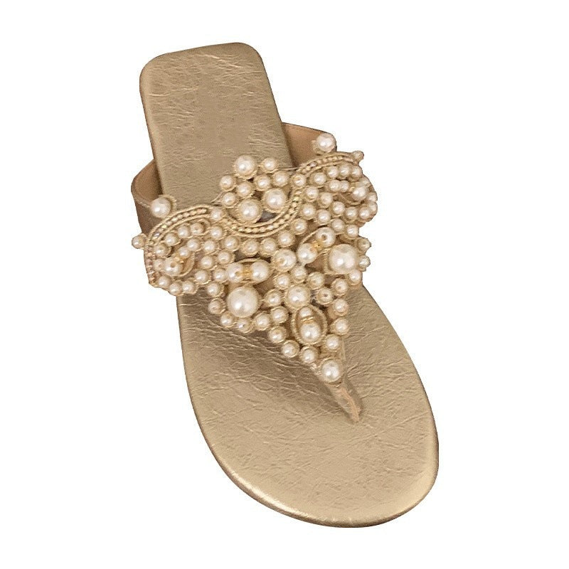 A summer slippers lady sandals beach shoes