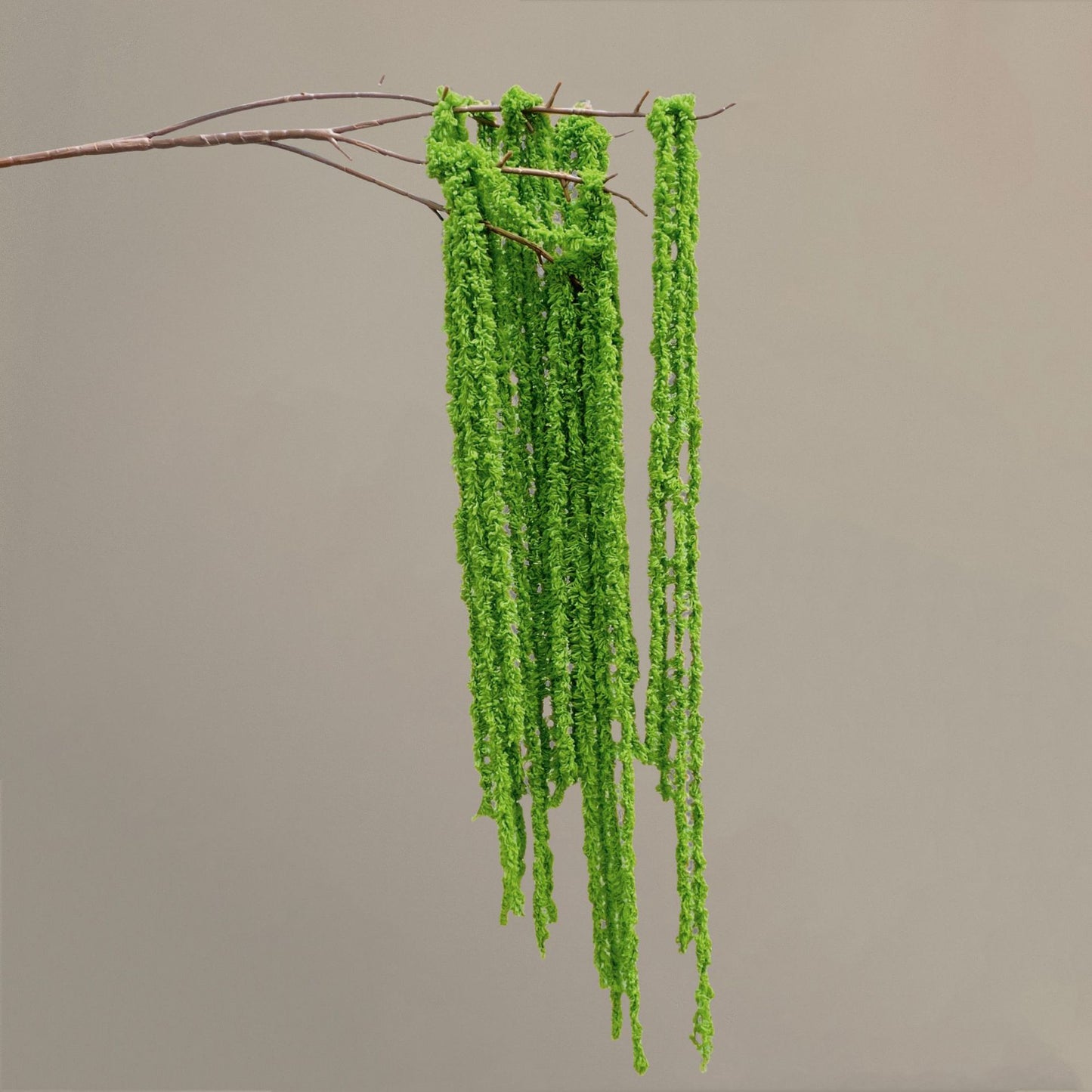A Mori Monet Garden Simulation Flower Wedding Flower Reed < unk > Grass Fluffy Eucalyptus Green Simulation Flower